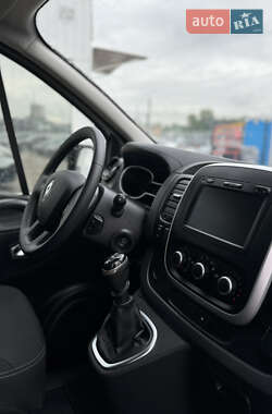 Грузовой фургон Renault Trafic 2021 в 