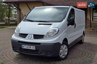 Грузовой фургон Renault Trafic 2012 в Косове