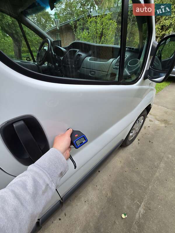 Грузовой фургон Renault Trafic 2012 в Косове