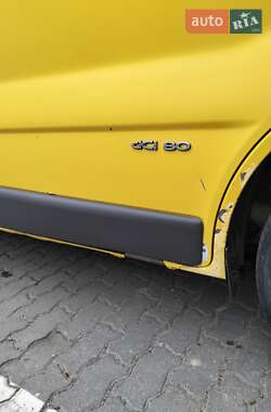 Вантажний фургон Renault Trafic 2003 в 