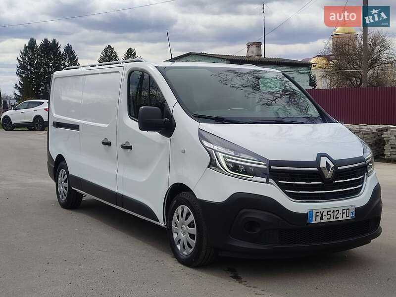 Грузовой фургон Renault Trafic 2021 в 