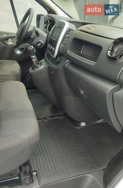 Грузовой фургон Renault Trafic 2021 в 