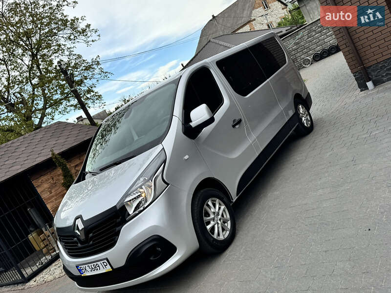 Минивэн Renault Trafic 2018 в Дубно