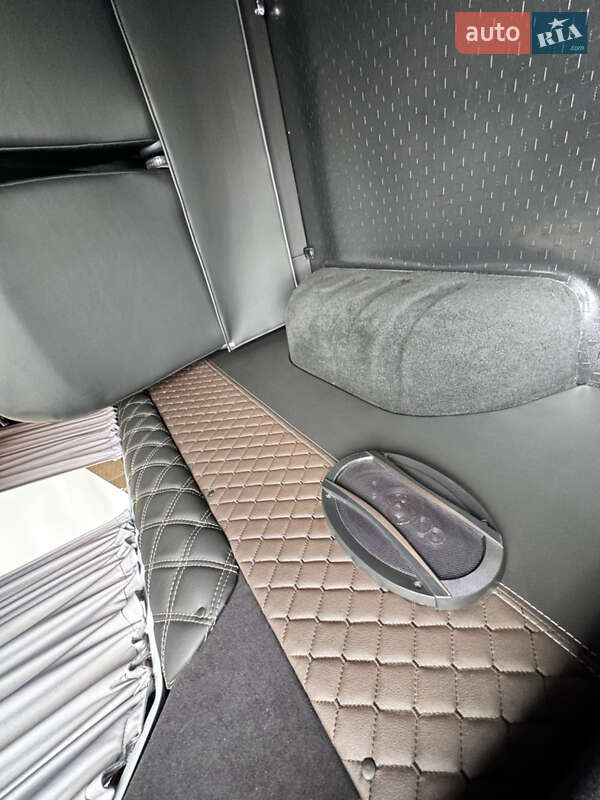Минивэн Renault Trafic 2018 в Дубно