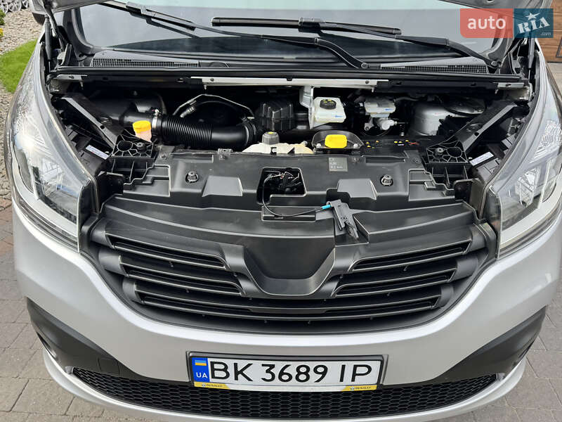 Минивэн Renault Trafic 2018 в Дубно