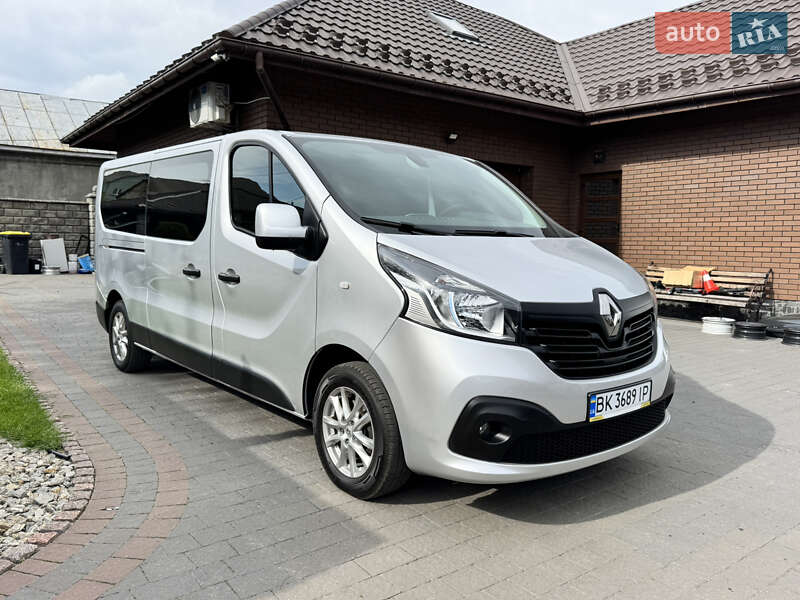 Минивэн Renault Trafic 2018 в Дубно