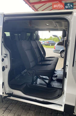 Минивэн Renault Trafic 2016 в 