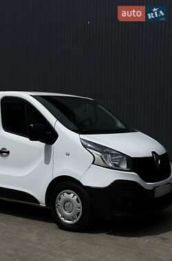 Мінівен Renault Trafic 2015 в Млиніві