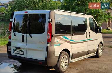 Минивэн Renault Trafic 2010 в 