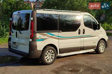 Минивэн Renault Trafic 2010 в 