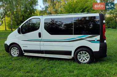 Минивэн Renault Trafic 2010 в 