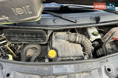 Вантажний фургон Renault Trafic 2013 в 