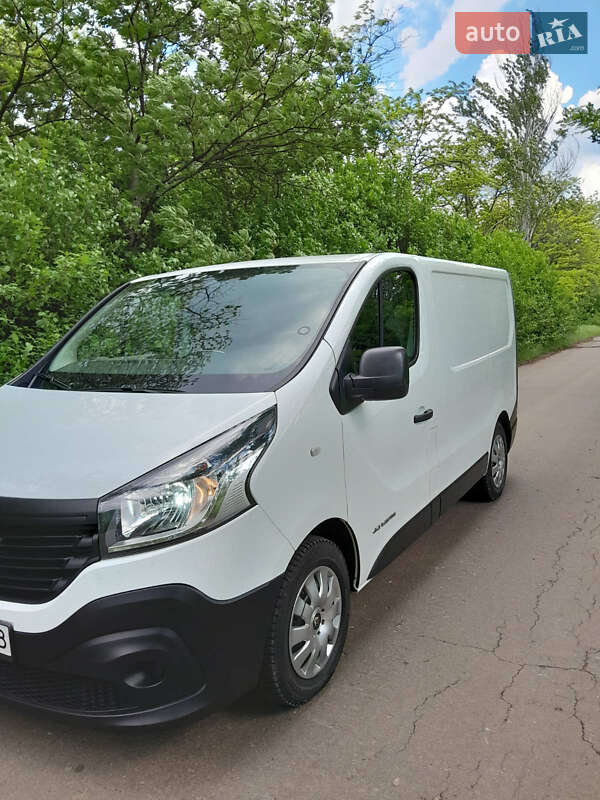 Грузовой фургон Renault Trafic 2016 в Запорожье