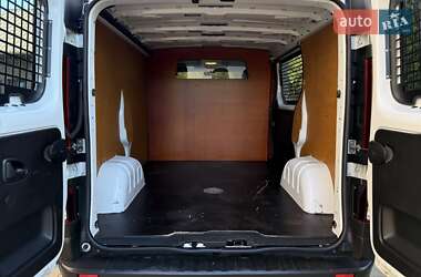 Грузовой фургон Renault Trafic 2021 в 