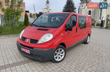 Грузовой фургон Renault Trafic 2014 в 