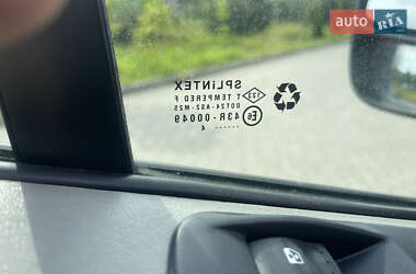 Грузовой фургон Renault Trafic 2014 в 