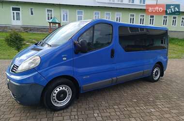 Мінівен Renault Trafic 2011 в 