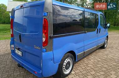 Мінівен Renault Trafic 2011 в 