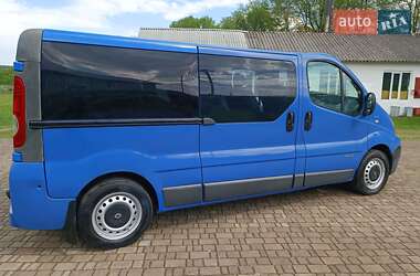 Мінівен Renault Trafic 2011 в 