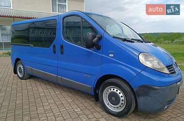 Мінівен Renault Trafic 2011 в 