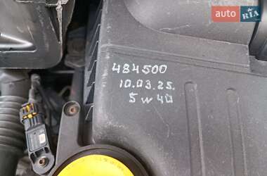 Мінівен Renault Trafic 2011 в 