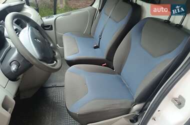 Грузовой фургон Renault Trafic 2013 в 
