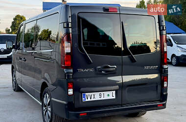 Минивэн Renault Trafic 2022 в 