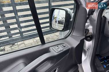 Вантажний фургон Renault Trafic 2020 в 