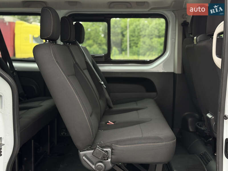 Мінівен Renault Trafic 2015 в Радивиліві