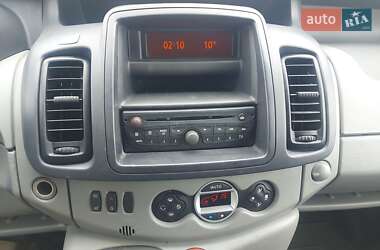 Грузовой фургон Renault Trafic 2013 в 