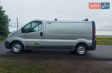 Грузовой фургон Renault Trafic 2013 в 
