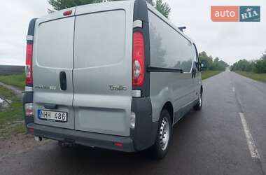 Грузовой фургон Renault Trafic 2013 в 