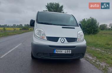 Грузовой фургон Renault Trafic 2013 в 