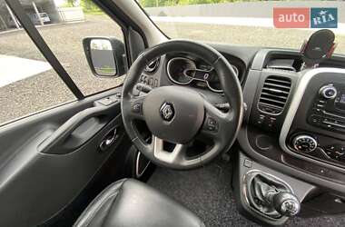 Минивэн Renault Trafic 2018 в 