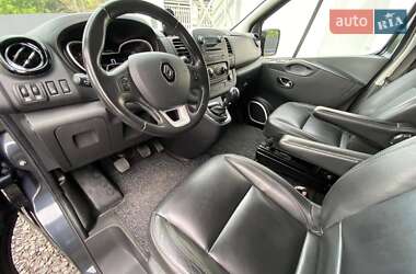 Минивэн Renault Trafic 2018 в 
