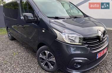 Минивэн Renault Trafic 2018 в 