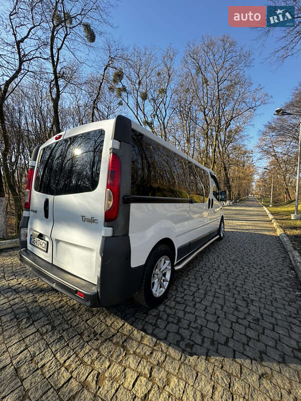 Минивэн Renault Trafic 2008 в Черновцах