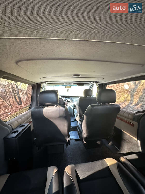 Минивэн Renault Trafic 2008 в Черновцах