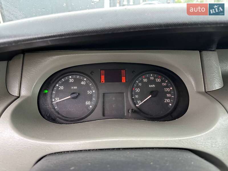 Минивэн Renault Trafic 2007 в Стрые