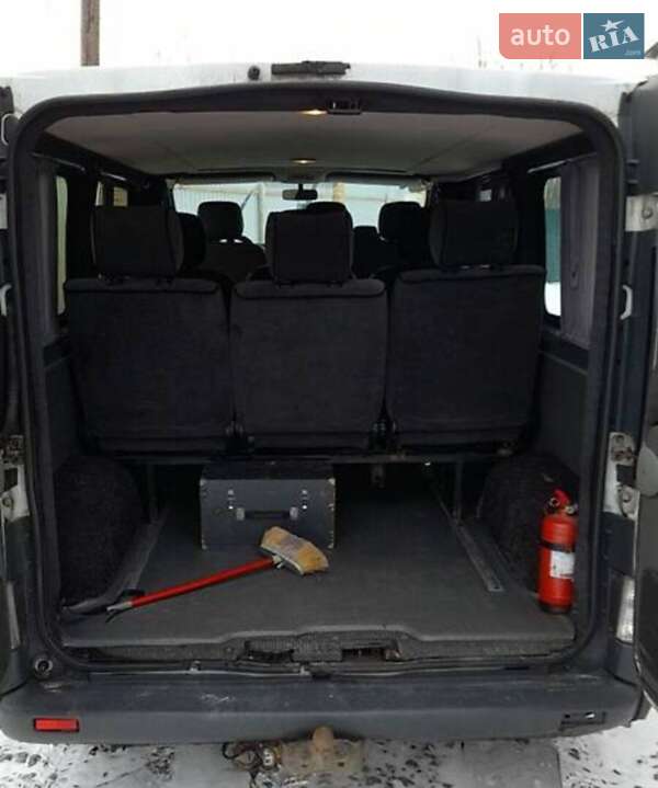 Минивэн Renault Trafic 2005 в Полонном