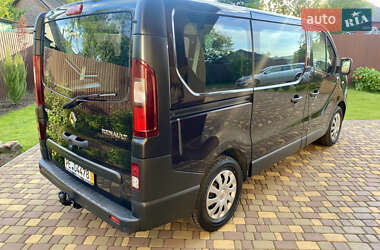 Мінівен Renault Trafic 2016 в 