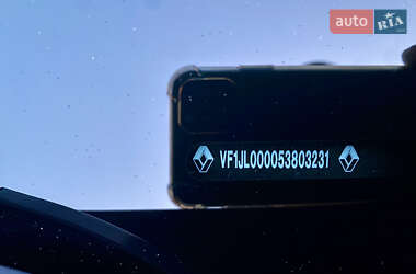 Мінівен Renault Trafic 2016 в 