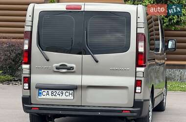 Мінівен Renault Trafic 2015 в 