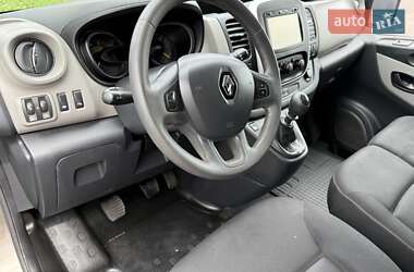 Мінівен Renault Trafic 2015 в 