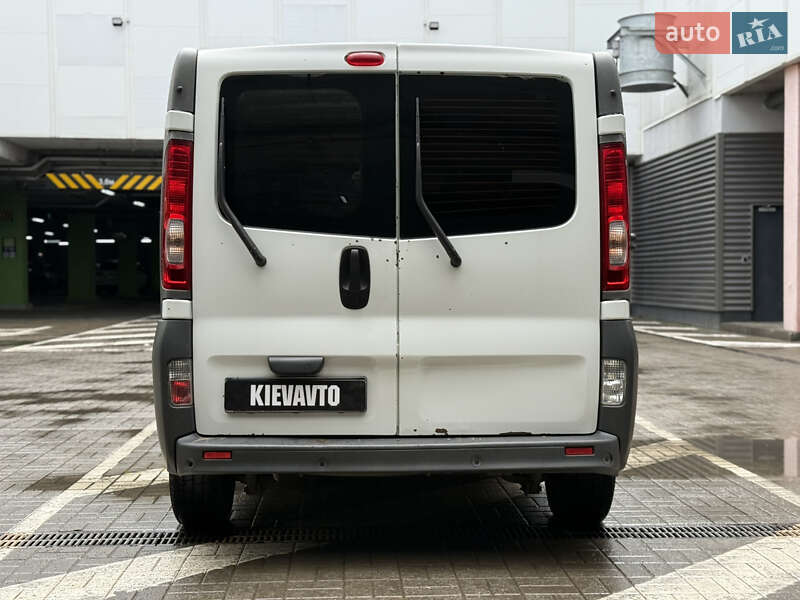 Вантажний фургон Renault Trafic 2012 в Києві