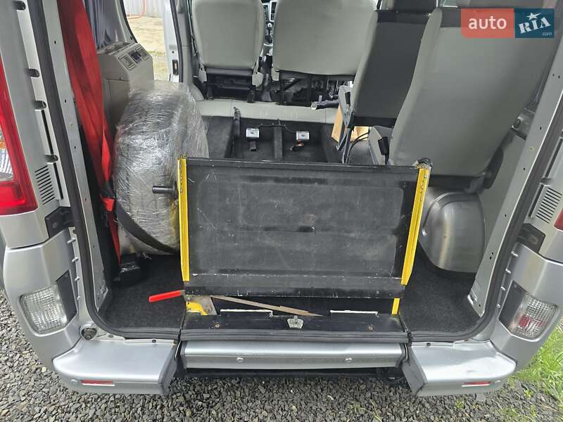 Минивэн Renault Trafic 2010 в Костополе