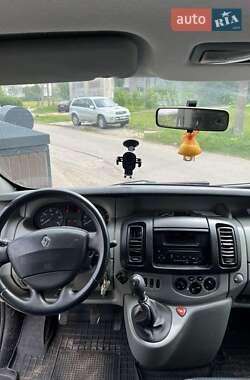 Минивэн Renault Trafic 2007 в Рокитном