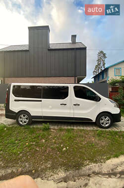 Минивэн Renault Trafic 2018 в 