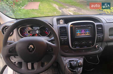 Минивэн Renault Trafic 2018 в 