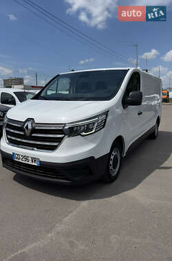 Грузовой фургон Renault Trafic 2021 в 